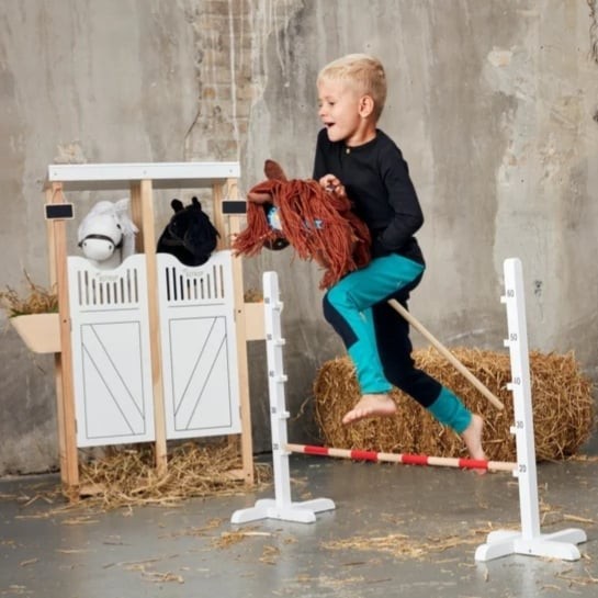 Hobby Horse wit met rugzakje De Hobby Horse specialist van Nederland en België Hobby Horse wit met rugzakje - Afbeelding 4