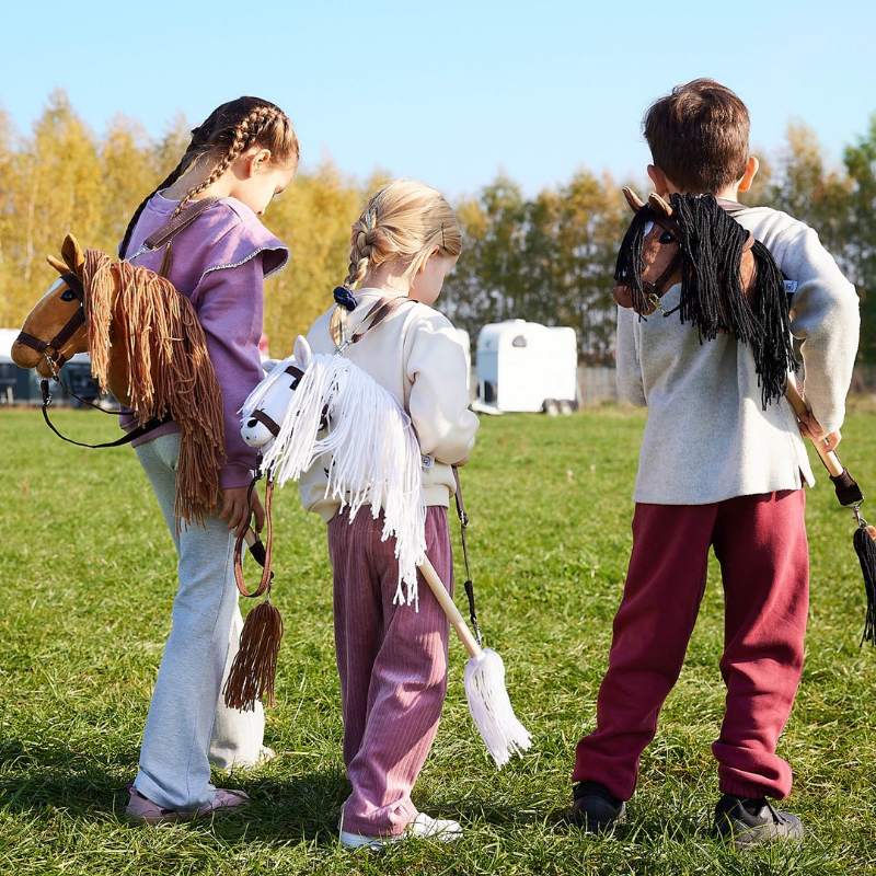 Hoppihorse Hobby Horse wit met zwarte vlekken De Hobby Horse specialist van Nederland en België Hoppihorse Hobby Horse wit met zwarte vlekken - Afbeelding 2